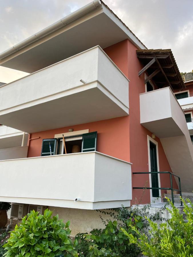 Costal Apartment グリファダ エクステリア 写真