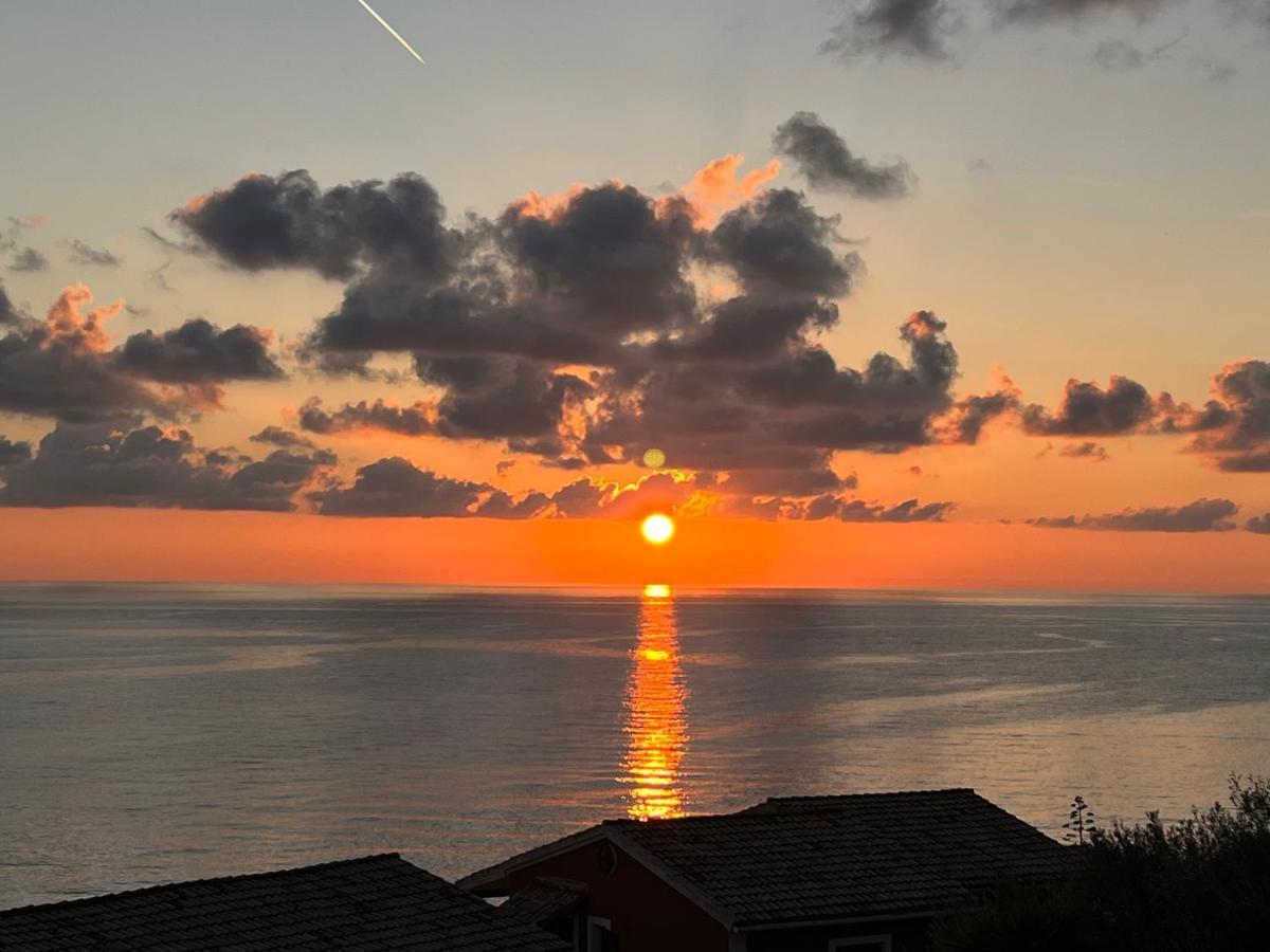 Costal Apartment グリファダ エクステリア 写真